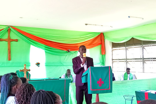 Guild president 2023/24 delivering his speech