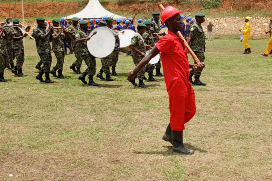 Beautiful and entertaining melody from the Army Band